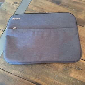 Speck Laptop Case!
